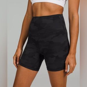 LULULEMON ALIGN HIGH RISE SHORT 6” SIZE 6